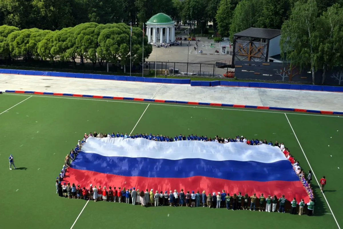 «Единая Россия» и «Молодая Гвардия» провели патриотический флешмоб в Перми